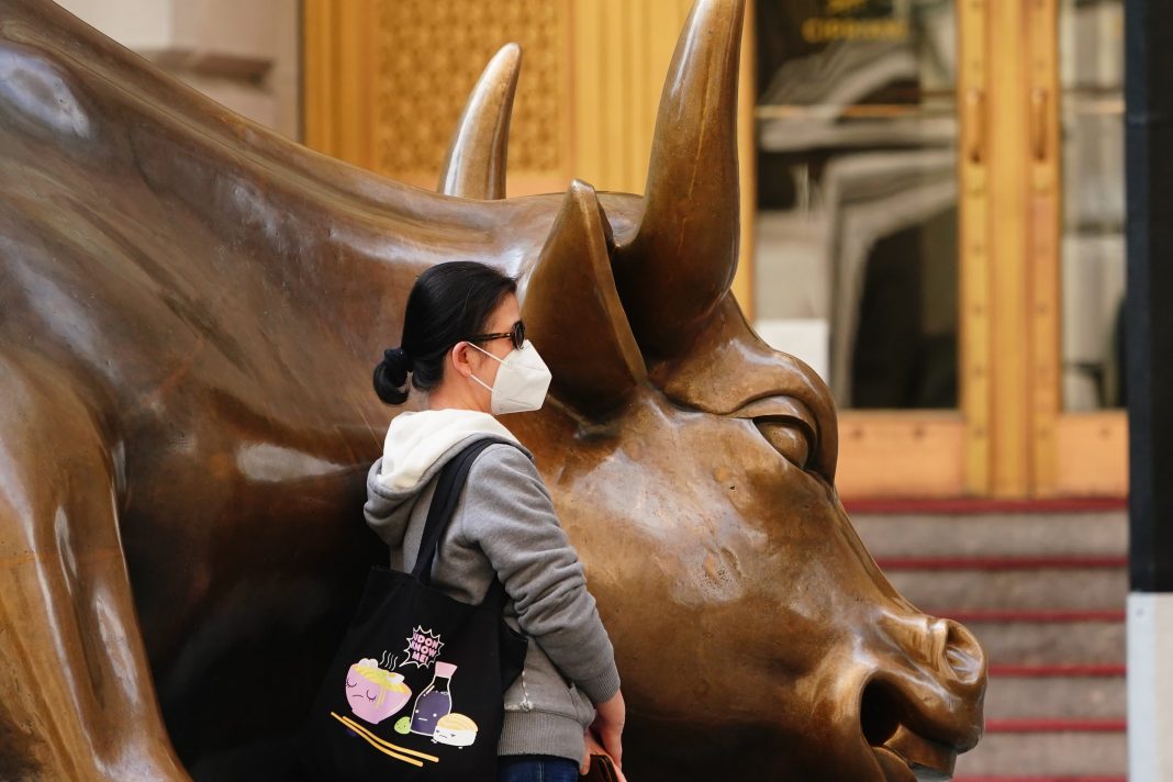 Stocks are set to retreat from records to end the week, Dow futures drop 280 points
