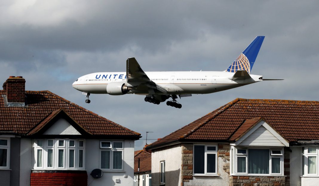Airline CEOs ramp up pressure on governments to open up U.S., U.K. travel