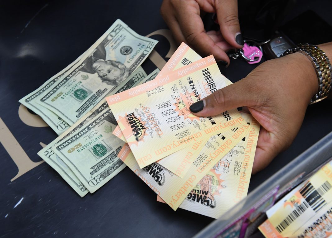 How to protect your privacy if you win Mega Millions or Powerball
