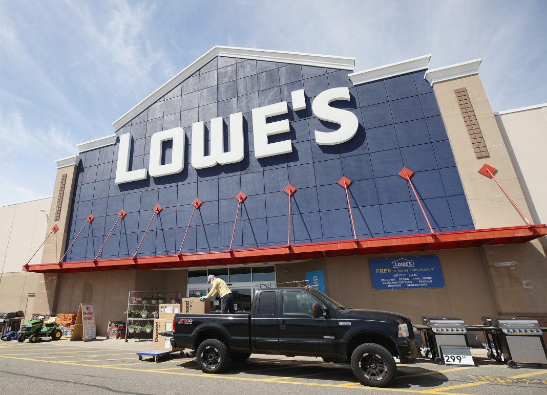 Lowe's expects sales to rise about 22% in fiscal 2020