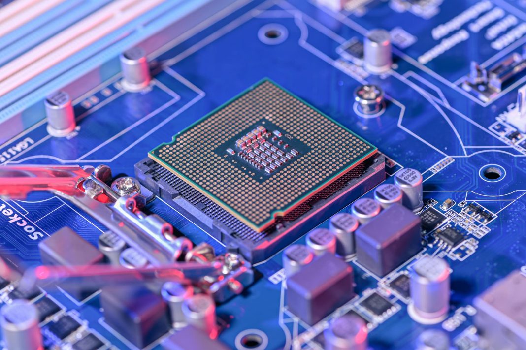 Chipmaker SMIC stock falls as co-CEO plans to resign, it faces MSCI removal