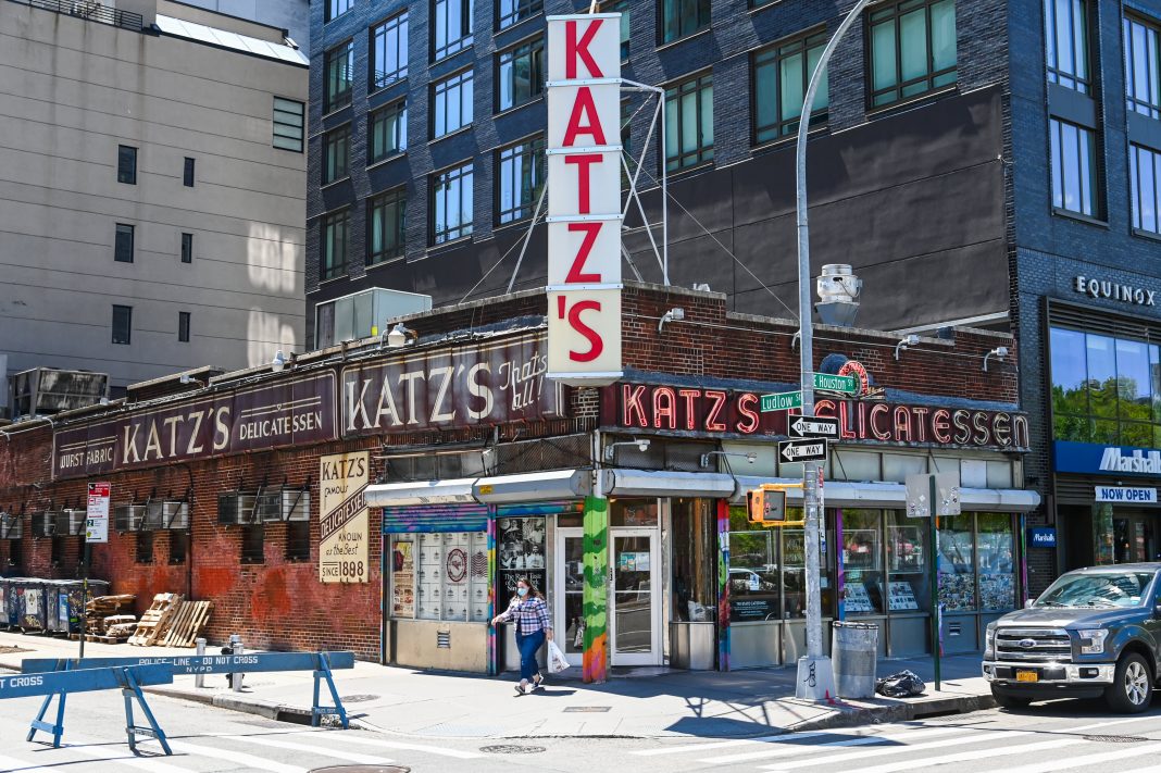 Katz's deli survived the 1918 pandemic. Now, it's navigating Covid
