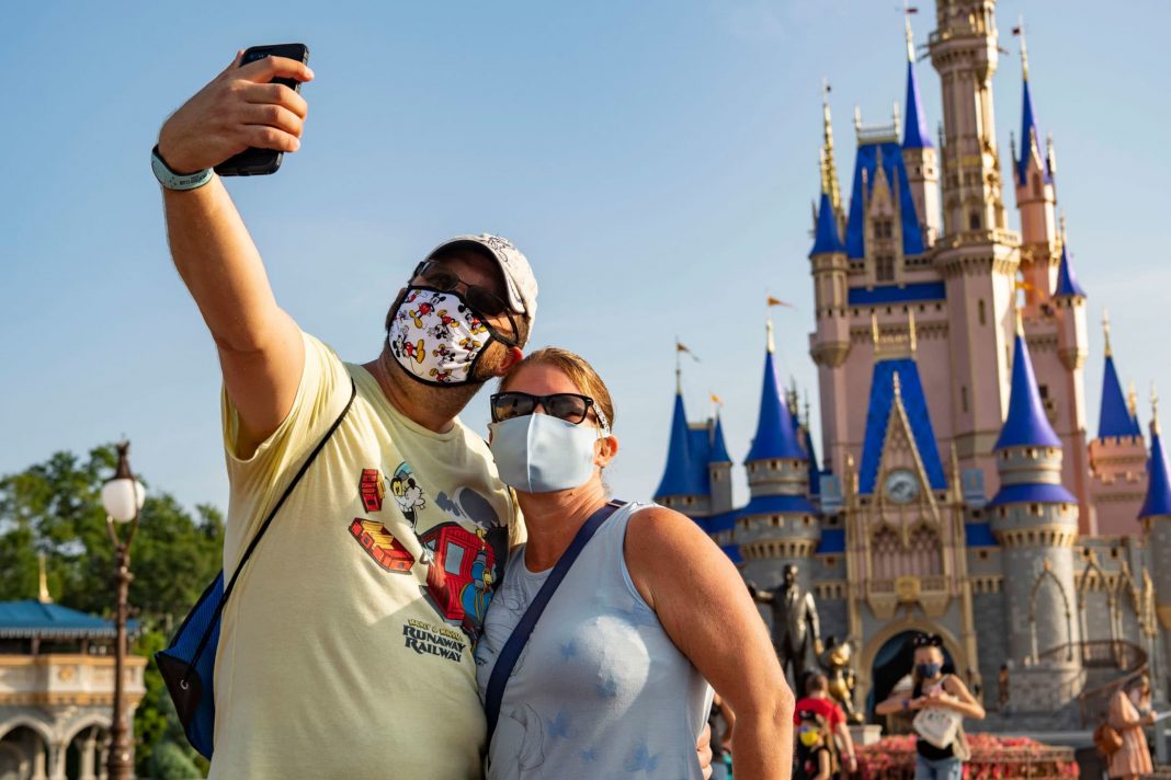 Disney stock has ‘perfect stay-at-home story,’ portfolio manager says