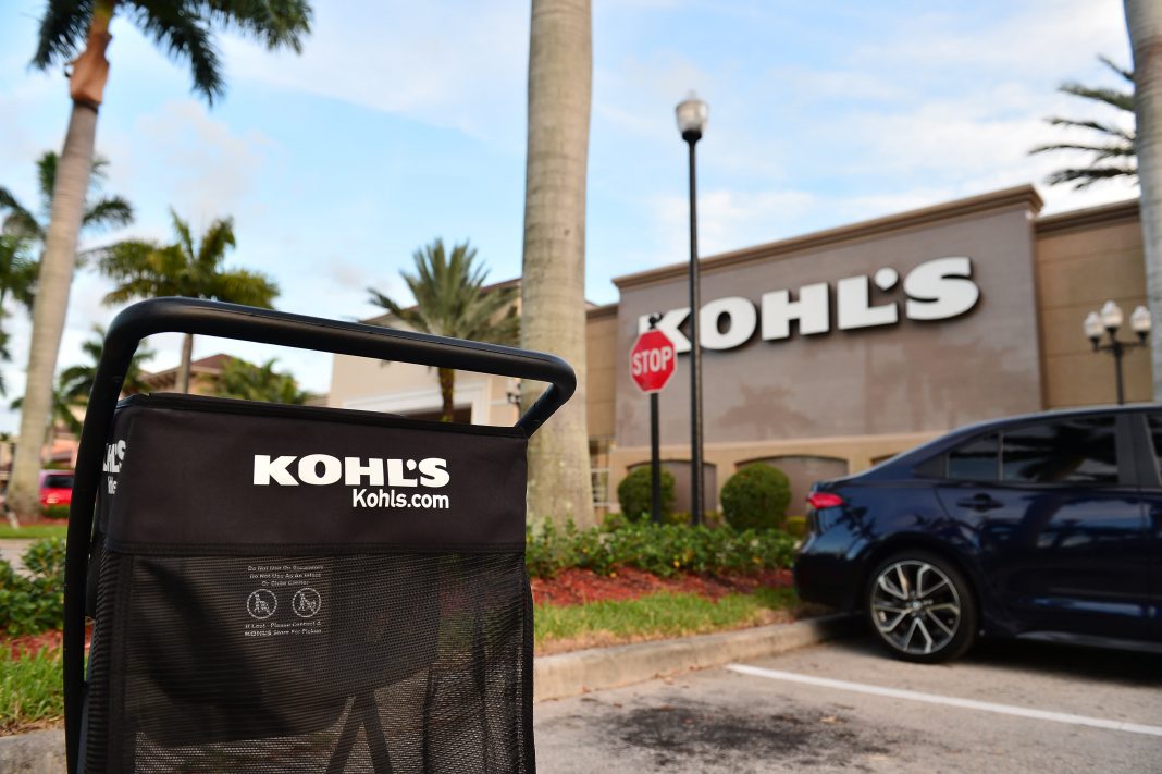 Kohl's sees holiday-quarter revenue down 10%, but sales strengthening