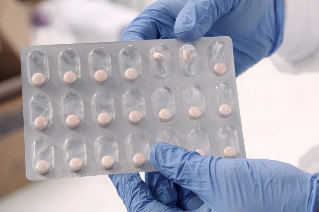 Vaxart shares plunge on weak antibody response to oral vaccine