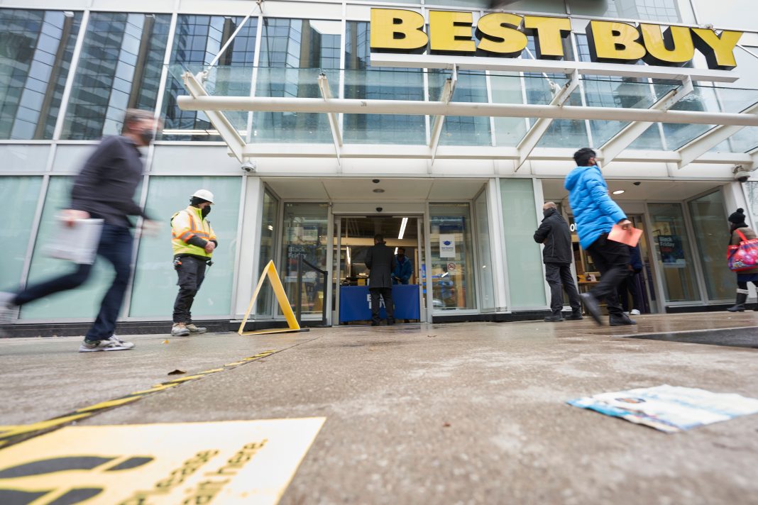 Best Buy (BBY) earnings Q4 2021 beat projections, but sales gains slow