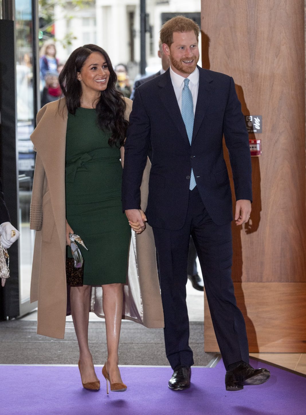 LONDON, ENGLAND - OCTOBER 15: Prince Harry, Duke of Sussex and Meghan, Duchess of Sussex attend the WellChild Awards at the Royal Lancaster Hotel on October 15, 2019 in London, England.  (Photo by Mark Cuthbert / UK Press via Getty Images)