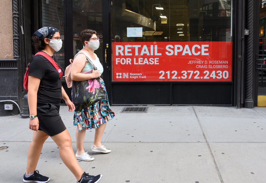 Retailers are opening more stores than they close, aided by cheap rent