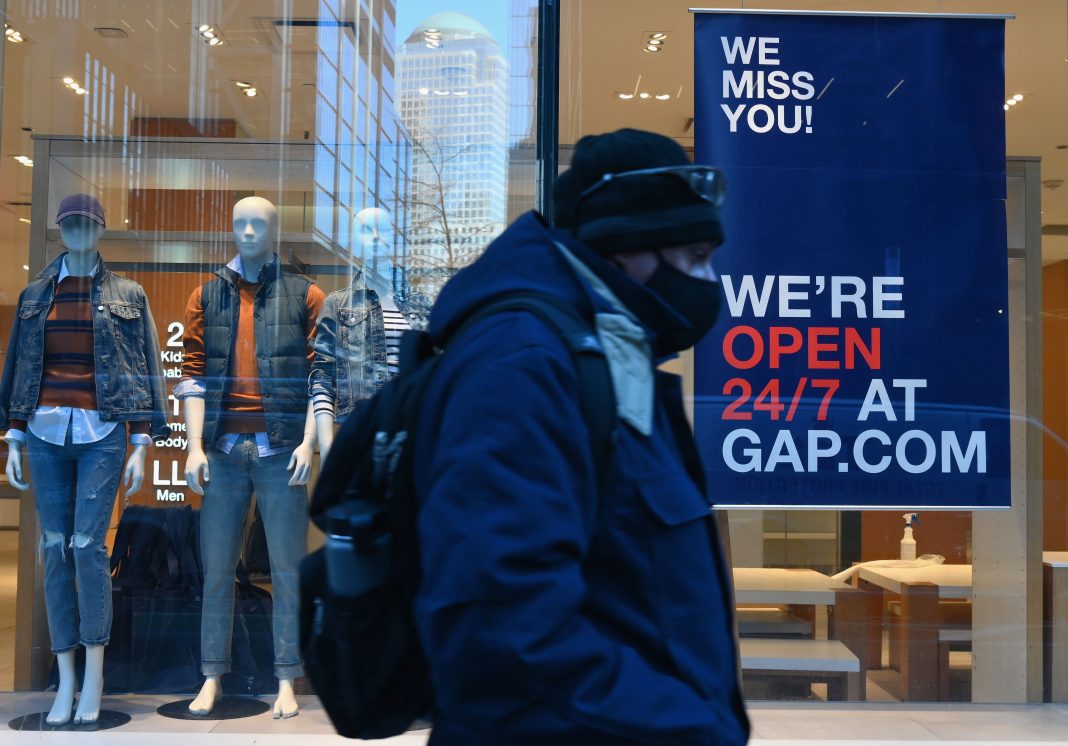 Gap (GPS) reports Q4 2020 earnings, 2021 sales outlook
