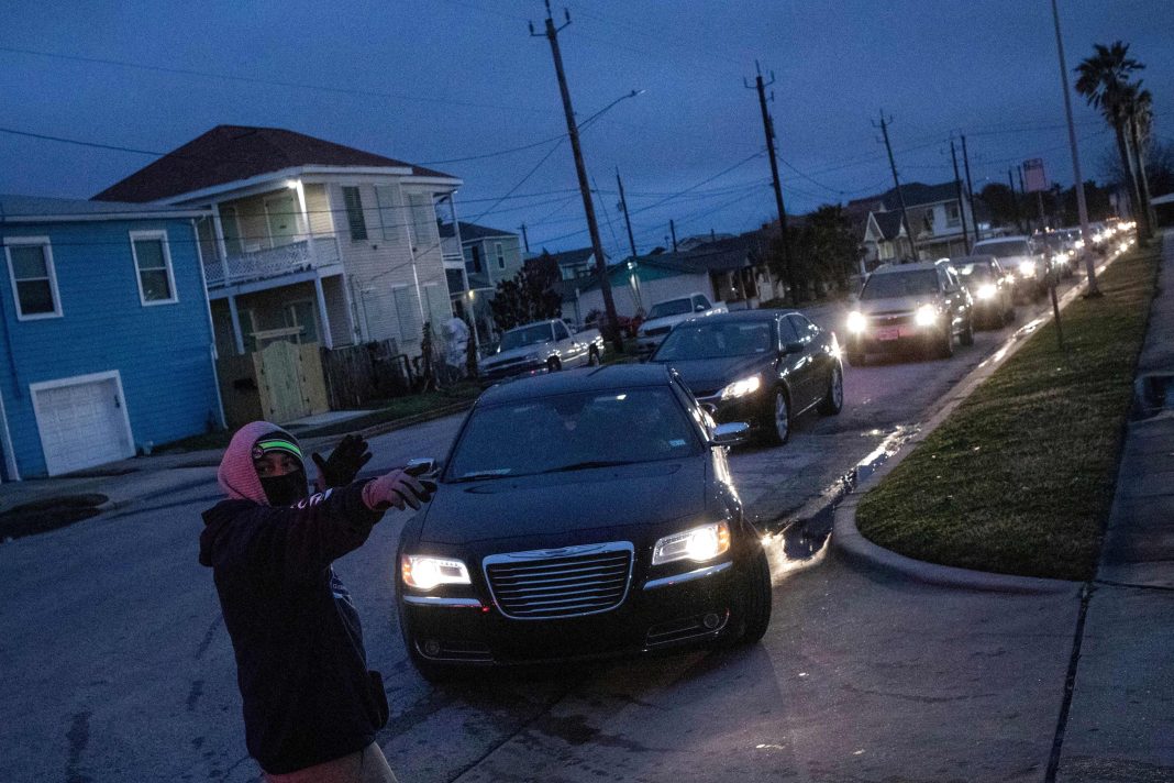 How Texas' tough winter exposed U.S. power grid problems