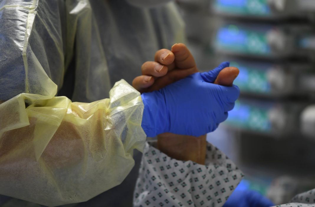 Coronavirus anniversary: Europe's slow vaccine rollout