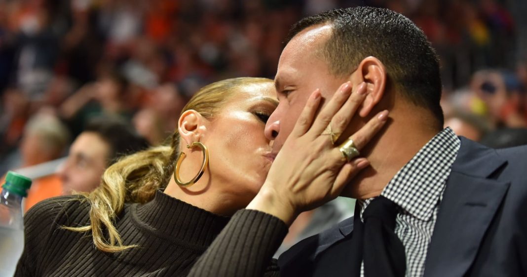 Look Back at Jennifer Lopez and Alex Rodriguez's Cute Photos