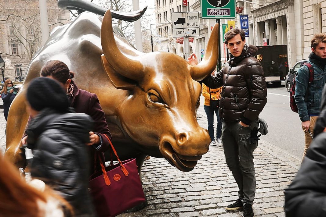 More wealthy go to cash, but millionaire market bears still minority