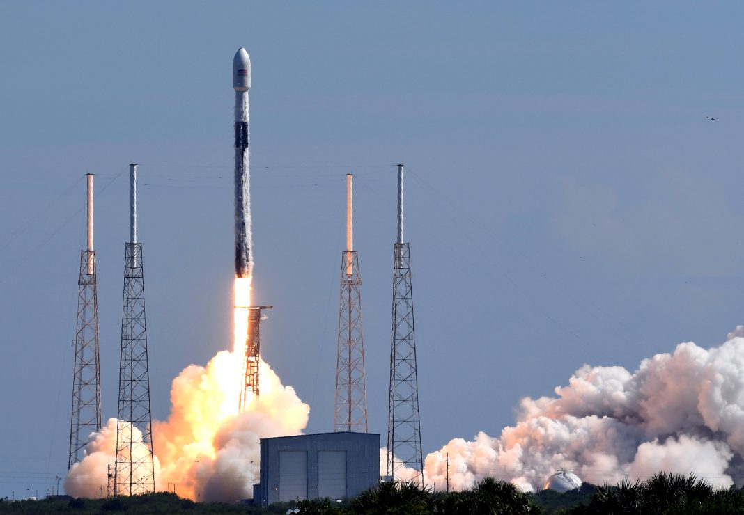 FCC approves SpaceX Starlink modification, despite objections