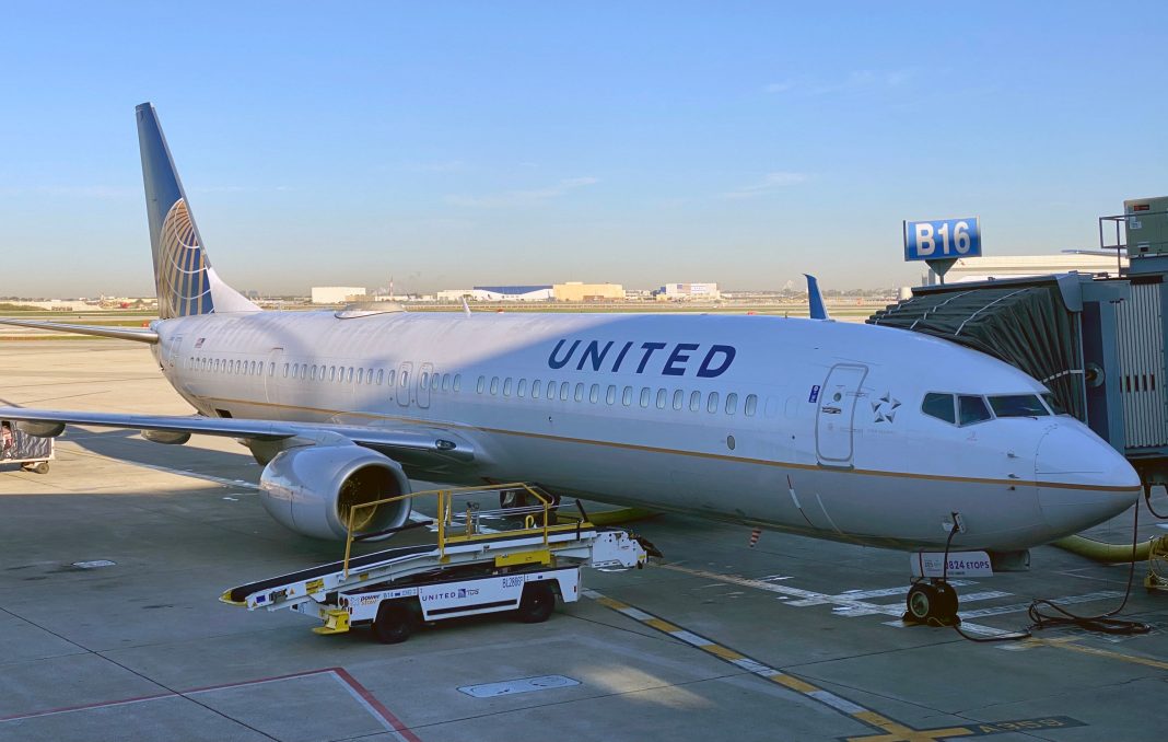 United Airlines' shares slip as business and international travel remain depressed