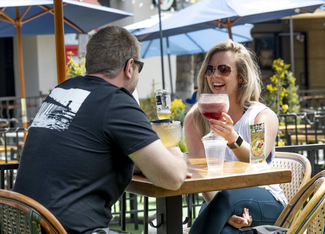 Restaurants see diners return, but feel a labor crunch