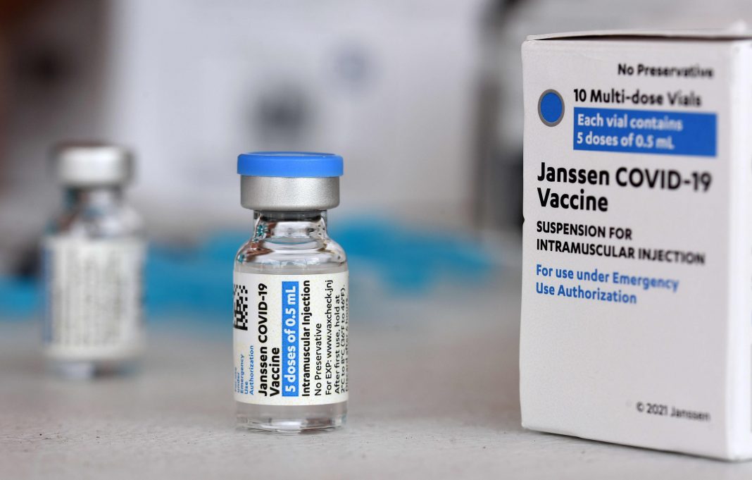Doctor on CDC advisory panel expects pause lifted