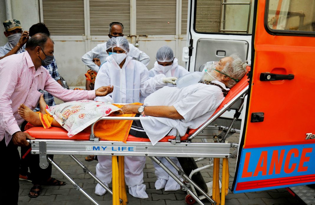 India Covid crisis: Death toll surpasses 200,000