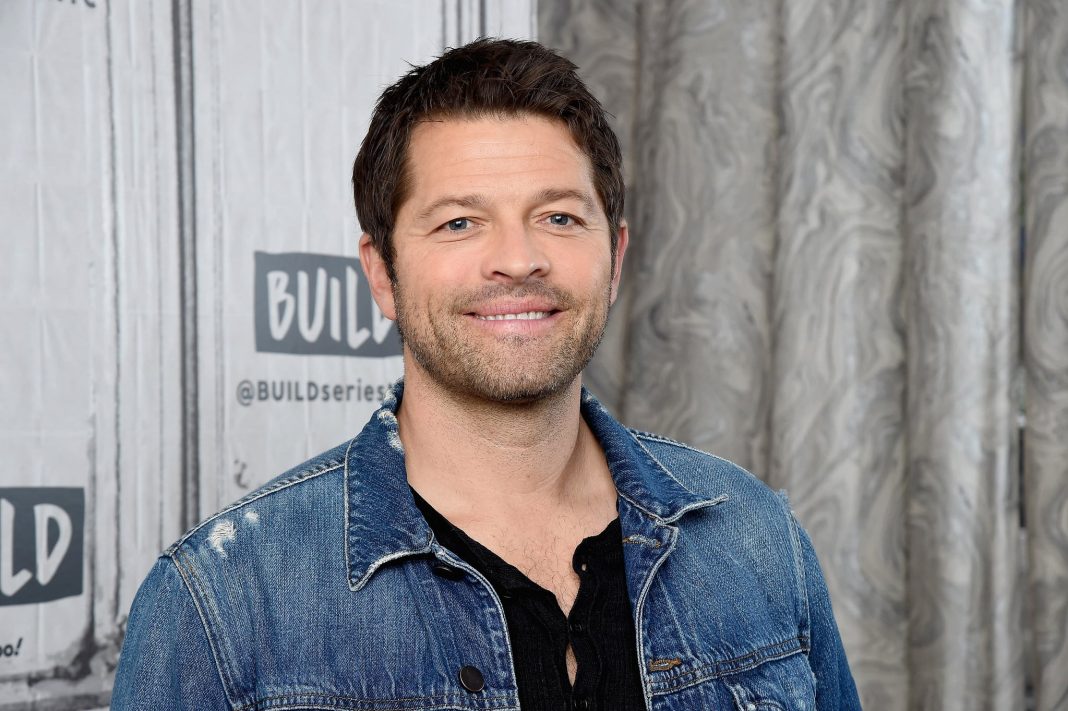NEW YORK, NEW YORK - NOVEMBER 4: Actor and writer Misha Collins attends the Build Series to discuss the book 