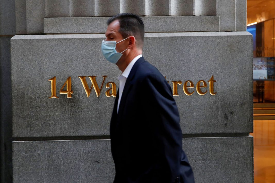 Dr. Scott Gottlieb agrees with new CDC mask guidance