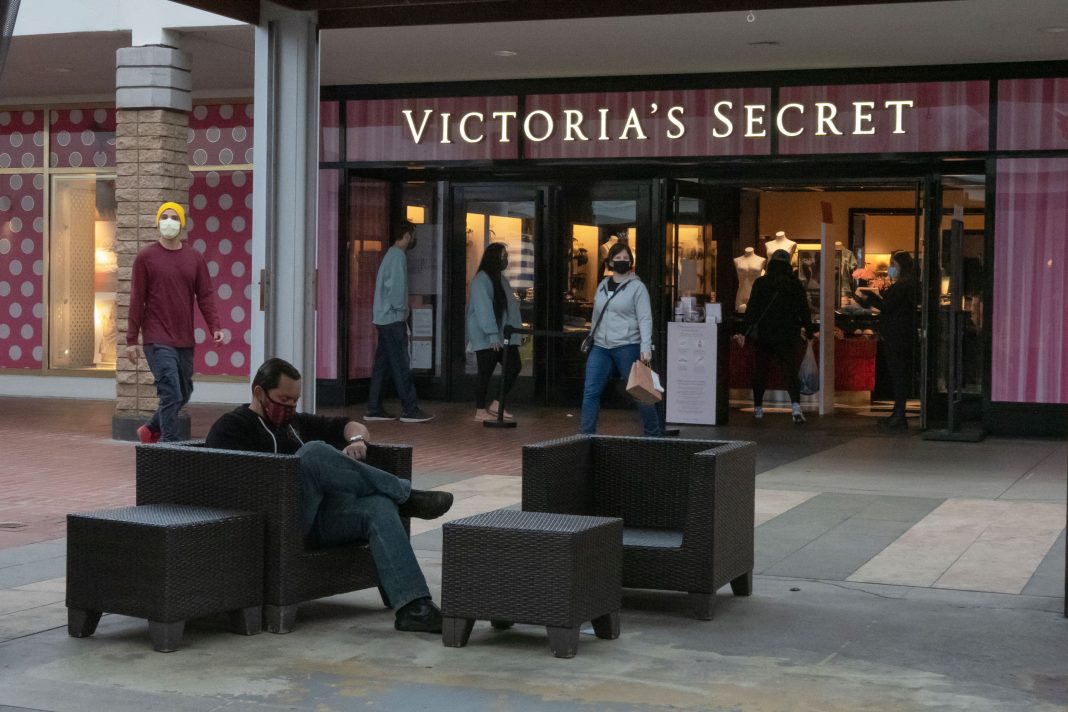 L Brands (LB) Q1 2021 earnings beat