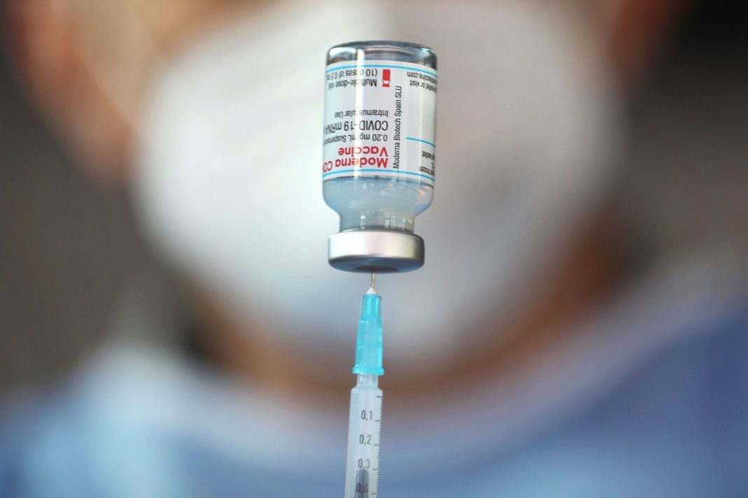 Moderna says vaccine generates promising immune response against variants
