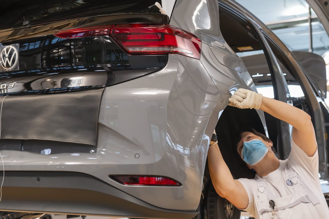 Germany's move to EVs to affect thousands of workers, new study says